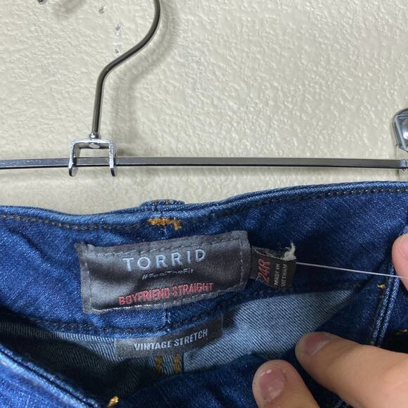 Torrid Boyfriend Straight Denim Jeans Vintage Stretch Mid-Rise Sz 24 NWT - Picture 6 of 10
